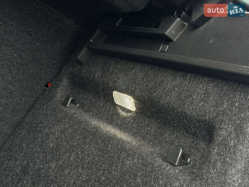 Лифтбек Skoda Superb 2022 в Дрогобыче