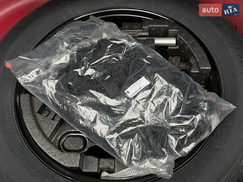 Лифтбек Skoda Superb 2022 в Дрогобыче