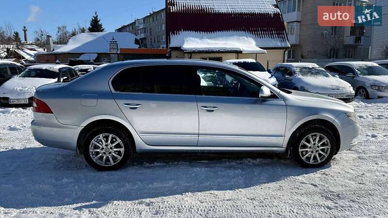 Лифтбек Skoda Superb 2009 в Бердичеве