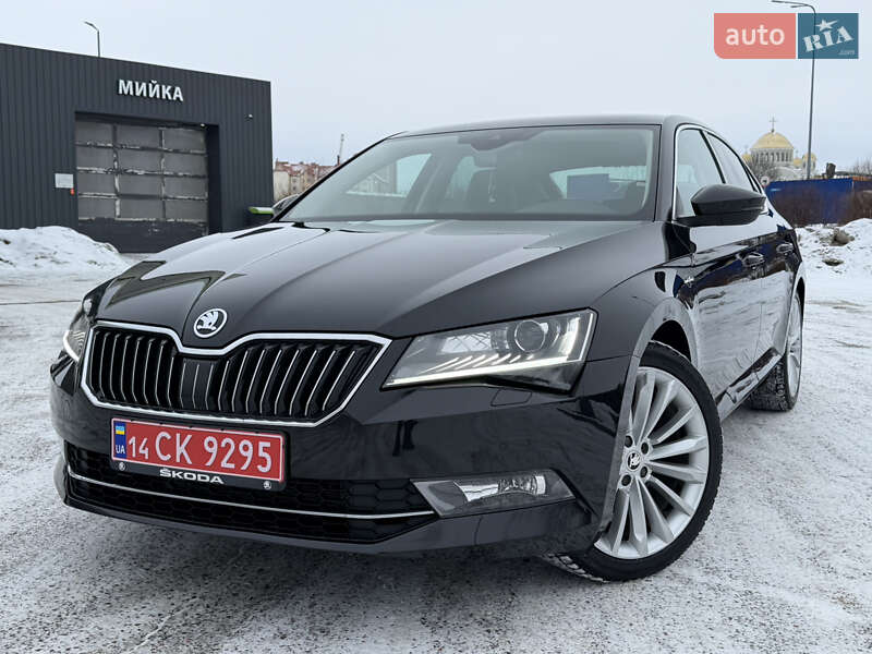 Лифтбек Skoda Superb 2017 в Дрогобыче