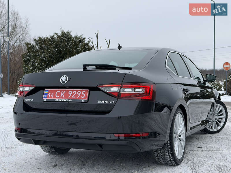 Лифтбек Skoda Superb 2017 в Дрогобыче