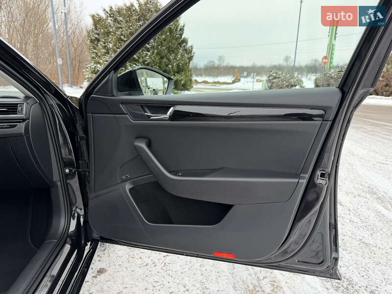 Лифтбек Skoda Superb 2017 в Дрогобыче