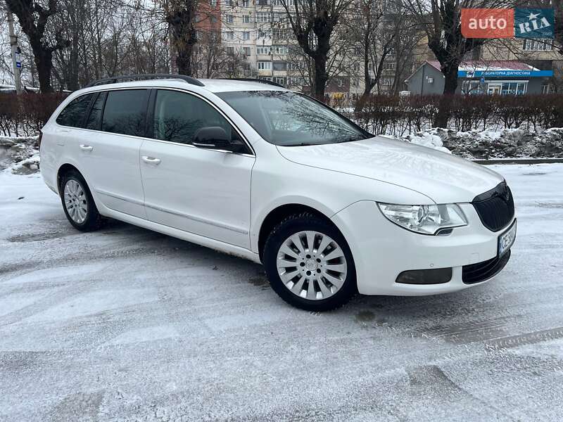 Универсал Skoda Superb 2012 в Черновцах