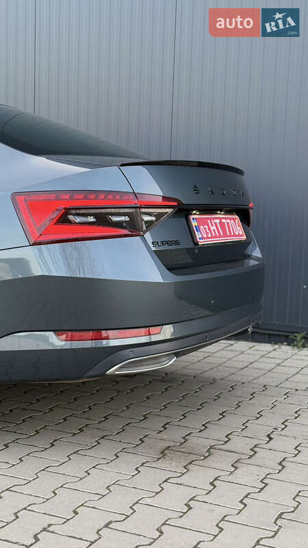 Лифтбек Skoda Superb 2022 в Мукачево