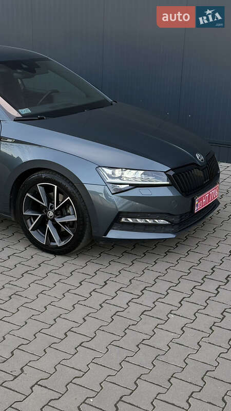 Лифтбек Skoda Superb 2022 в Мукачево