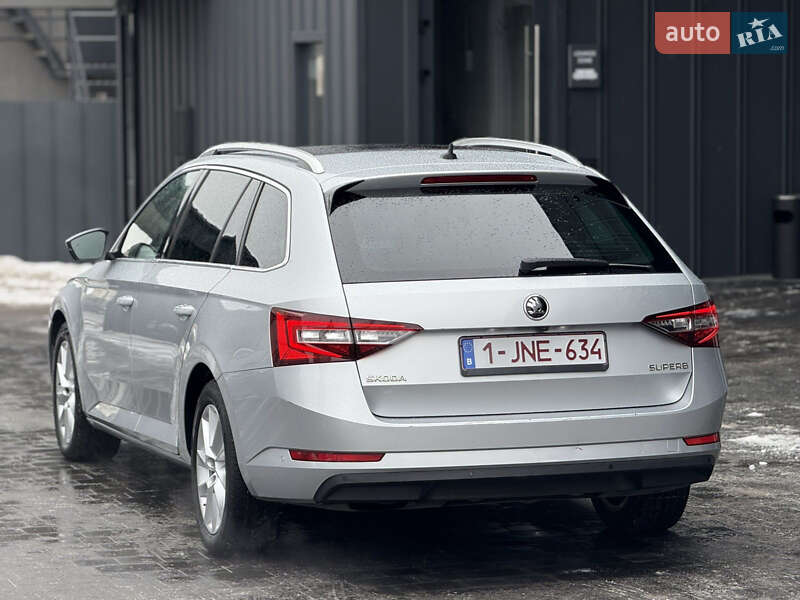 Универсал Skoda Superb 2018 в Ровно