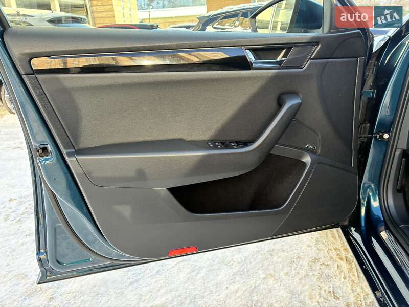 Универсал Skoda Superb 2019 в Киеве фото 93 Универсал Skoda Superb 2019 в Киеве