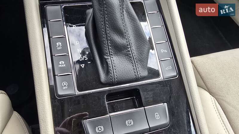 Универсал Skoda Superb 2017 в Лубнах