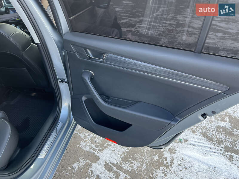 Універсал Skoda Superb 2021 в Хоролі