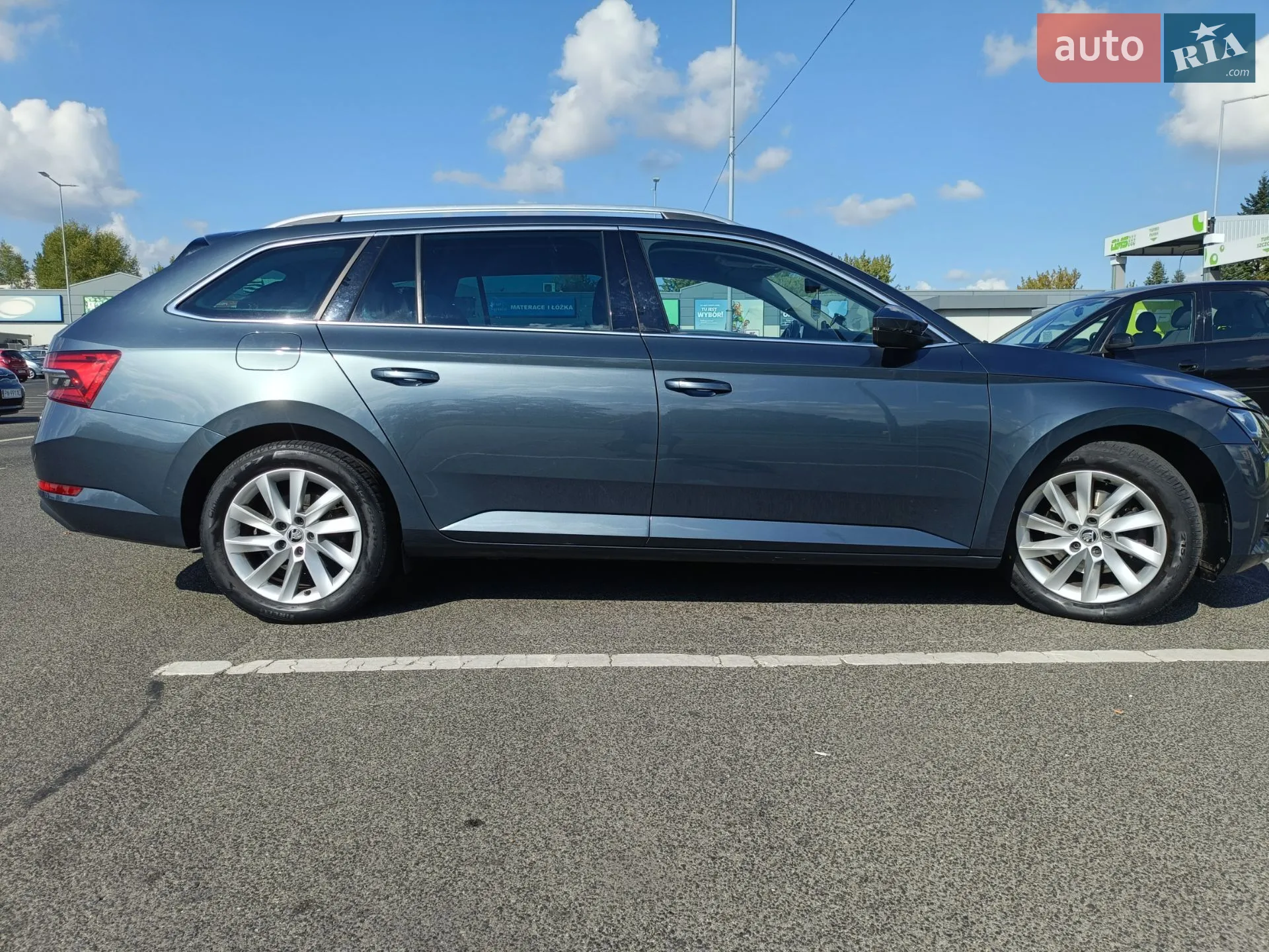 2019 Skoda Superb - мініатюра 7