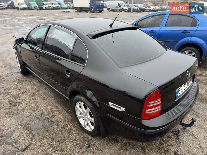 Лифтбек Skoda Superb 2006 в Кропивницком фото 11 Лифтбек Skoda Superb 2006 в Кропивницком