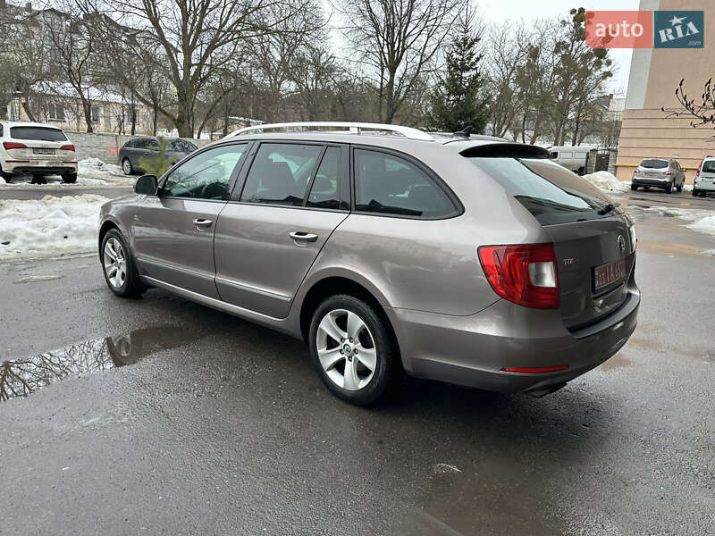 Универсал Skoda Superb 2013 в Ровно фото 3 Универсал Skoda Superb 2013 в Ровно