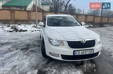 Універсал Skoda Superb 2011 в Чернівцях