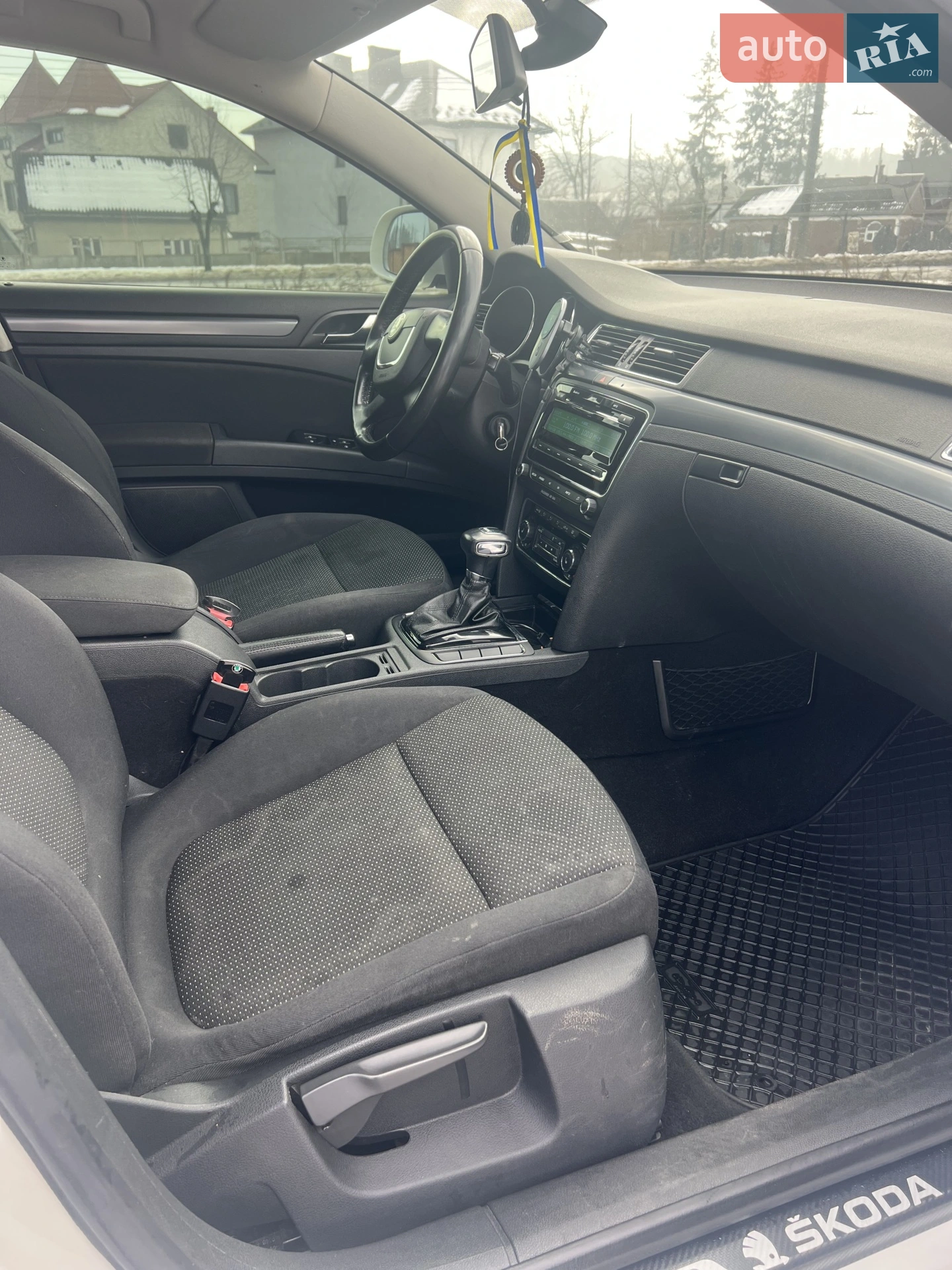 2011 Skoda Superb - мініатюра 21