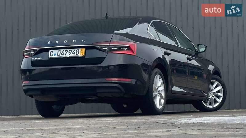 Лифтбек Skoda Superb 2022 в Стрые