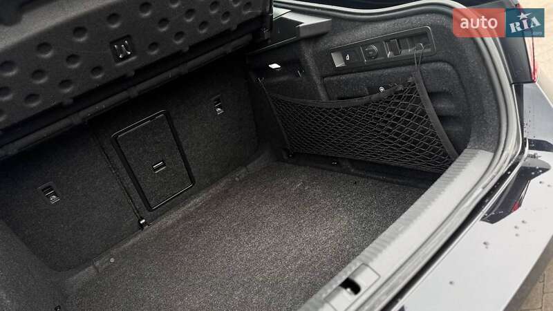 Лифтбек Skoda Superb 2022 в Стрые