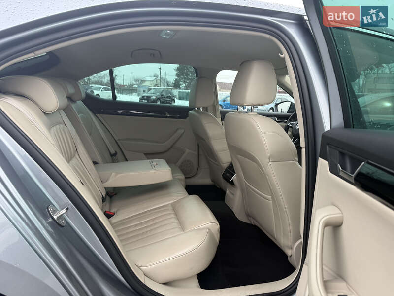 Ліфтбек Skoda Superb 2016 в Києві