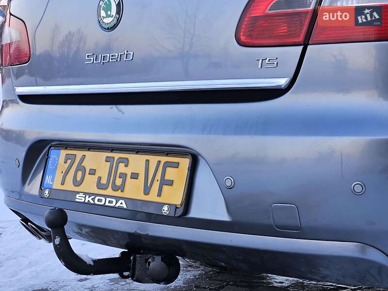 Лифтбек Skoda Superb 2008 в Дрогобыче