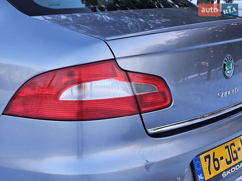 Лифтбек Skoda Superb 2008 в Дрогобыче