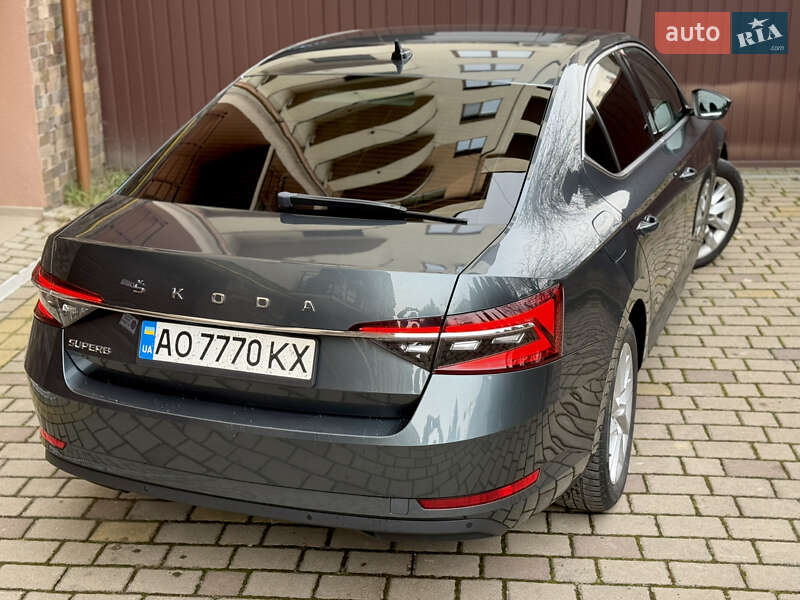 Лифтбек Skoda Superb 2019 в Ужгороде фото 12 Лифтбек Skoda Superb 2019 в Ужгороде
