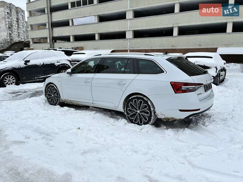Универсал Skoda Superb 2023 в Киеве фото 25 Универсал Skoda Superb 2023 в Киеве