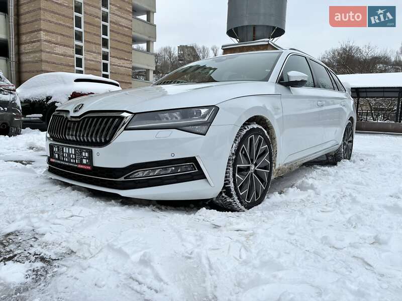 Универсал Skoda Superb 2023 в Киеве фото 30 Универсал Skoda Superb 2023 в Киеве