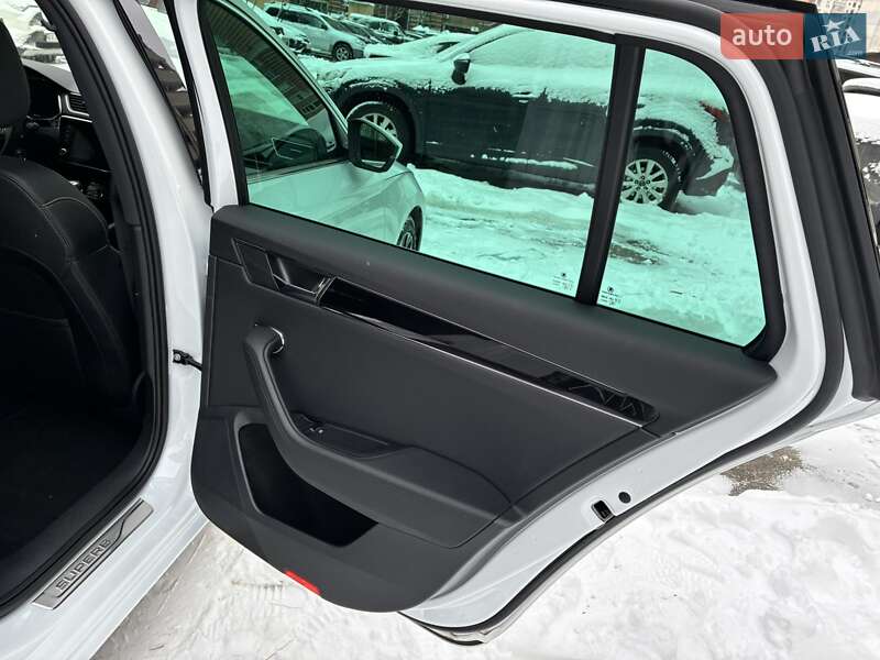 Универсал Skoda Superb 2023 в Киеве фото 47 Универсал Skoda Superb 2023 в Киеве
