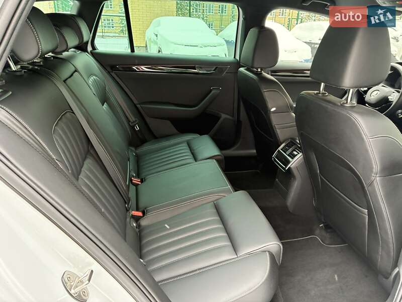 Универсал Skoda Superb 2023 в Киеве фото 52 Универсал Skoda Superb 2023 в Киеве