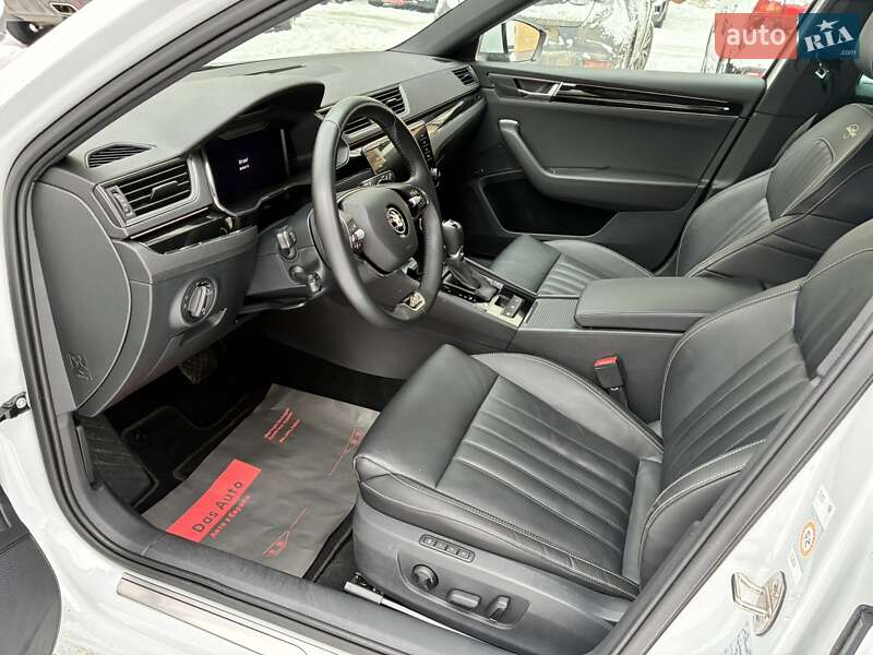 Универсал Skoda Superb 2023 в Киеве фото 71 Универсал Skoda Superb 2023 в Киеве
