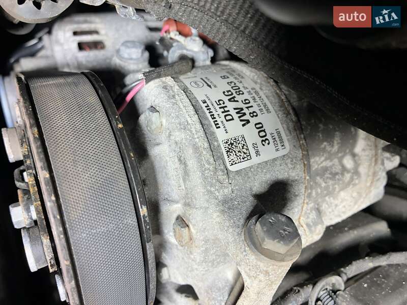 Универсал Skoda Superb 2023 в Киеве фото 210 Универсал Skoda Superb 2023 в Киеве