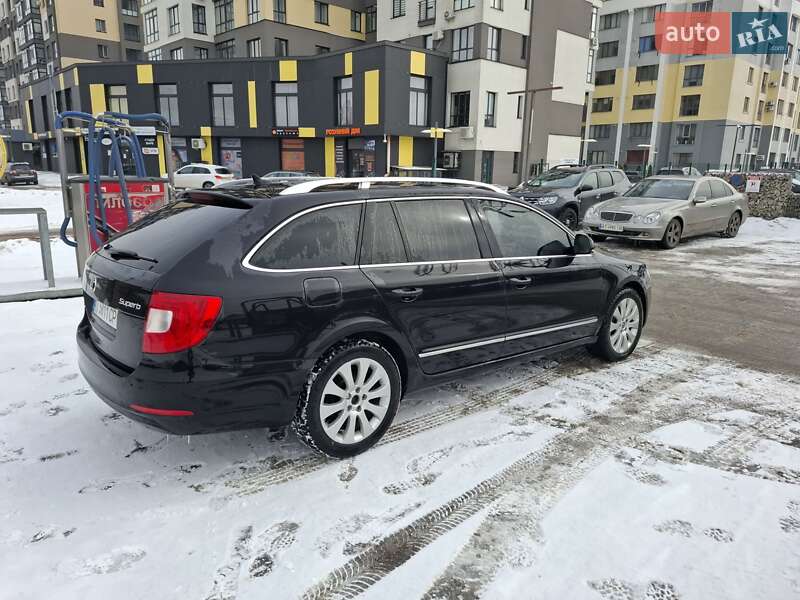 Универсал Skoda Superb 2011 в Ивано-Франковске