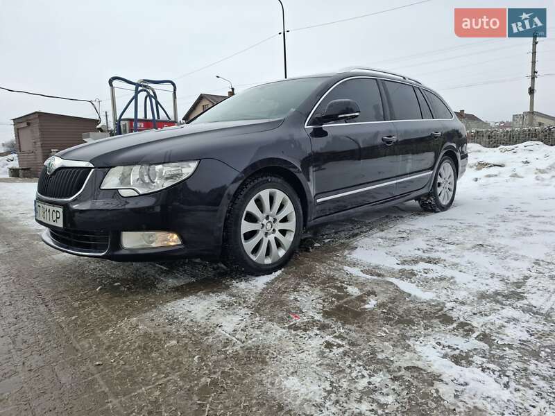 Универсал Skoda Superb 2011 в Ивано-Франковске