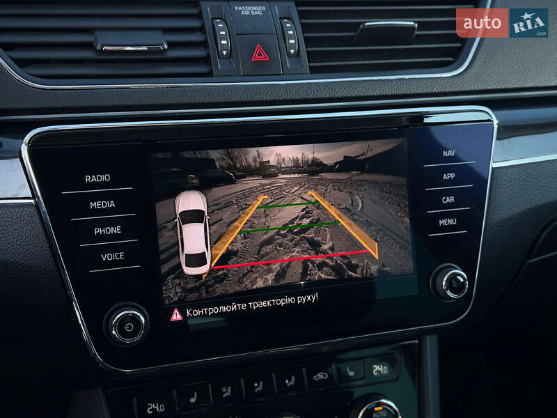 Лифтбек Skoda Superb 2020 в Киеве