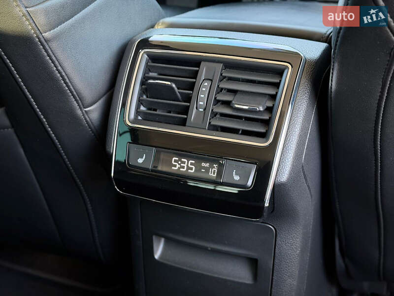 Лифтбек Skoda Superb 2020 в Киеве