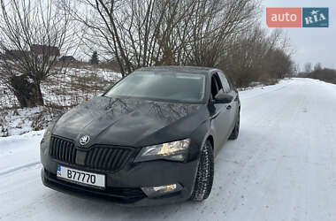 Ліфтбек Skoda Superb 2016 в Мостиській