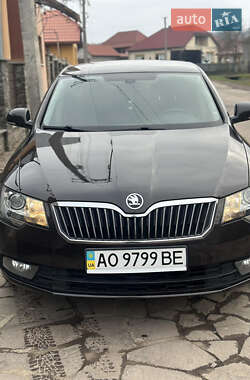 Ліфтбек Skoda Superb 2015 в Іршаві