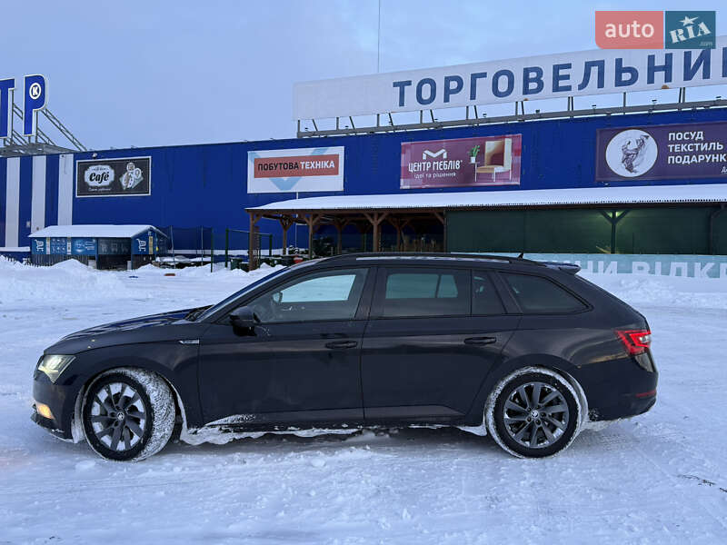 Универсал Skoda Superb 2018 в Чернигове