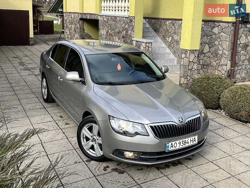 Skoda Superb 2013