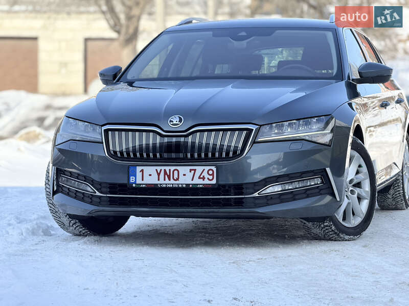 Универсал Skoda Superb 2021 в Ровно