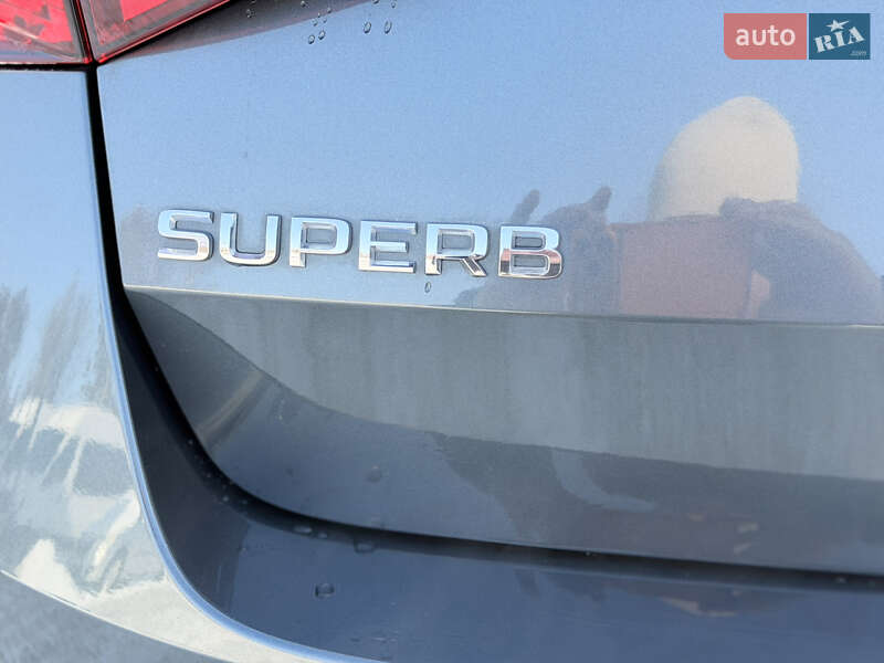 Универсал Skoda Superb 2021 в Ровно