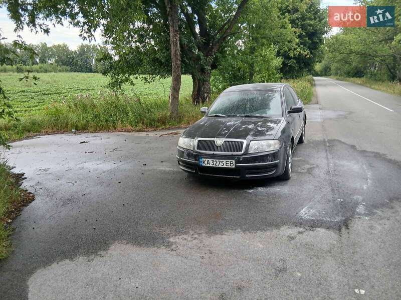 Skoda Superb 2006