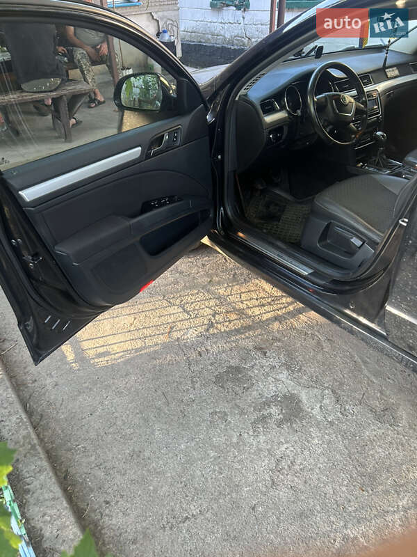 Лифтбек Skoda Superb 2012 в Добровеличковке фото 11 Лифтбек Skoda Superb 2012 в Добровеличковке