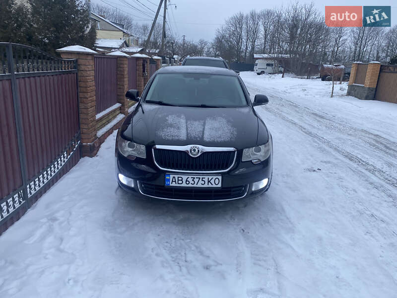 Skoda Superb 2011