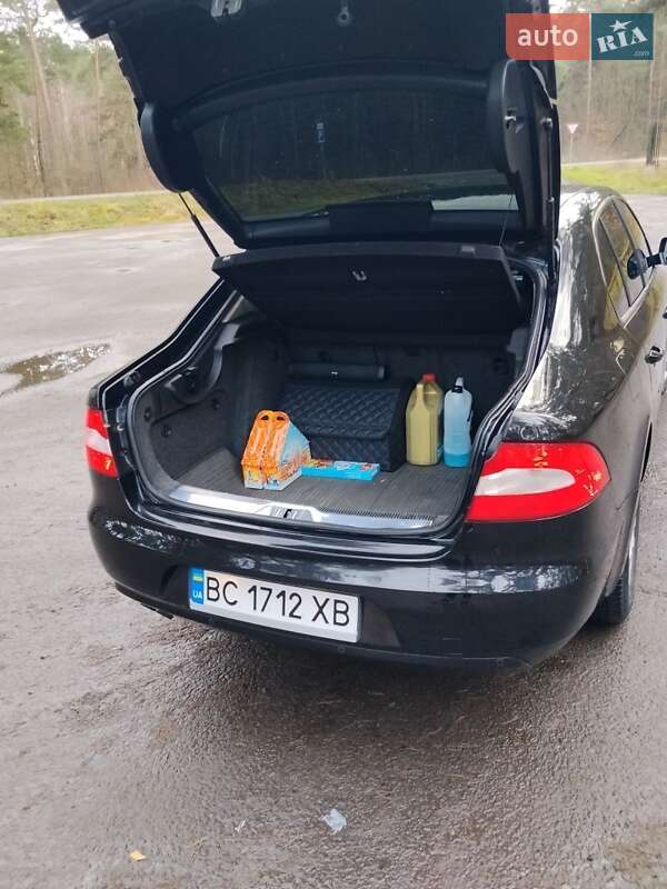 Skoda Superb 2011 Skoda Superb 2011