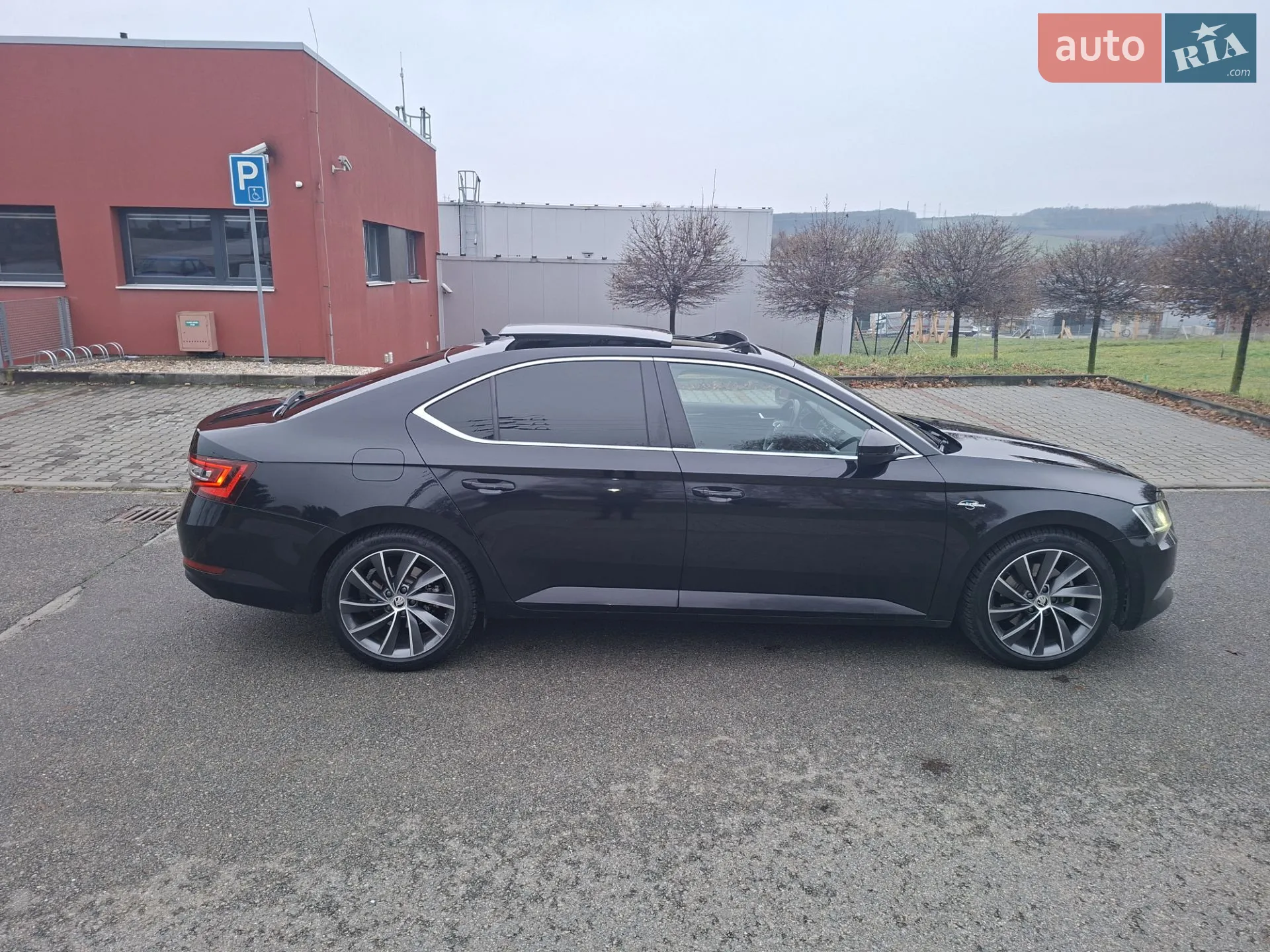 2017 Skoda Superb - мініатюра 5