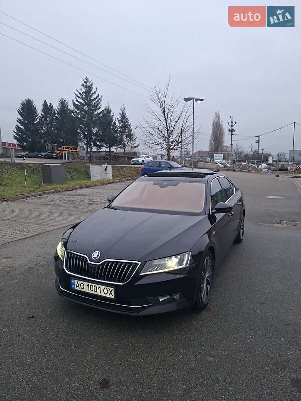 Ліфтбек Skoda Superb 2017 в Ужгороді
