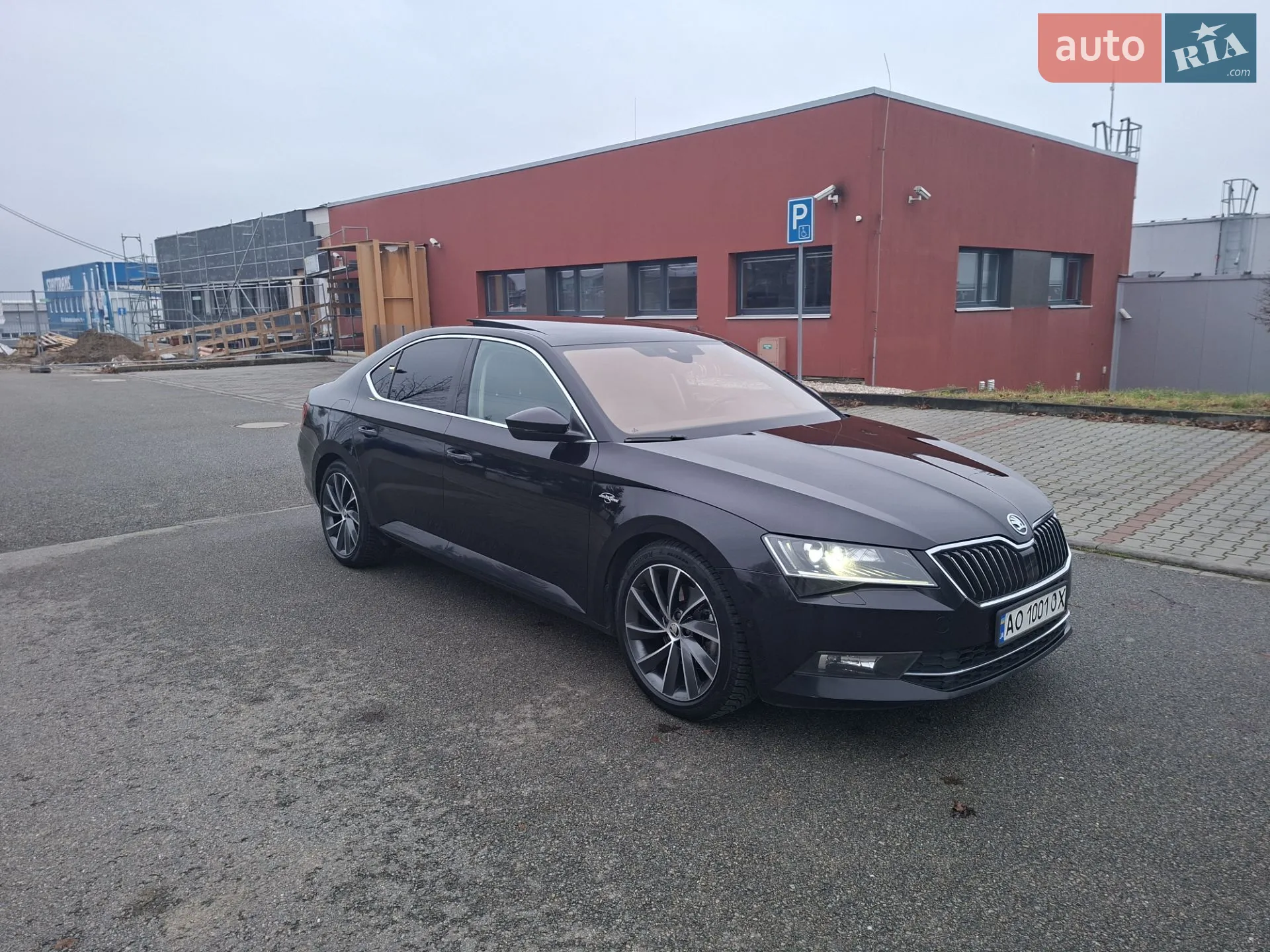 2017 Skoda Superb - мініатюра 12