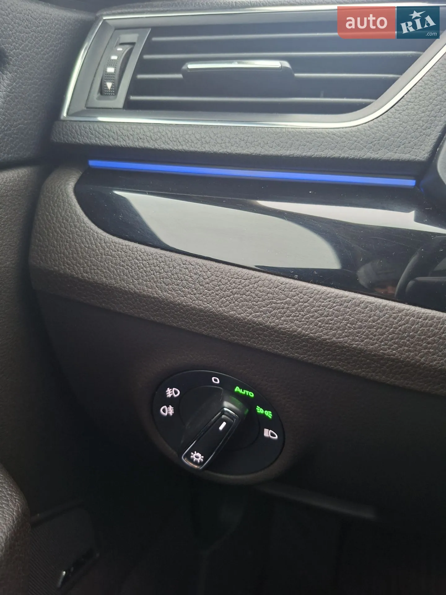 2017 Skoda Superb - мініатюра 18