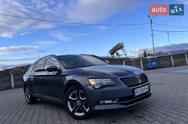 Универсал Skoda Superb 2015 в Мукачево