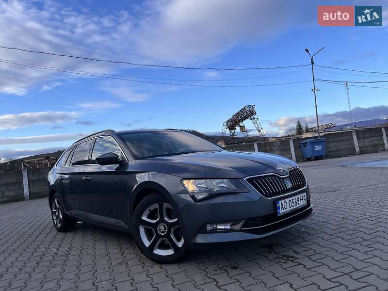 Універсал Skoda Superb 2015 в Мукачевому
